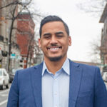 Manny Cruz headshot